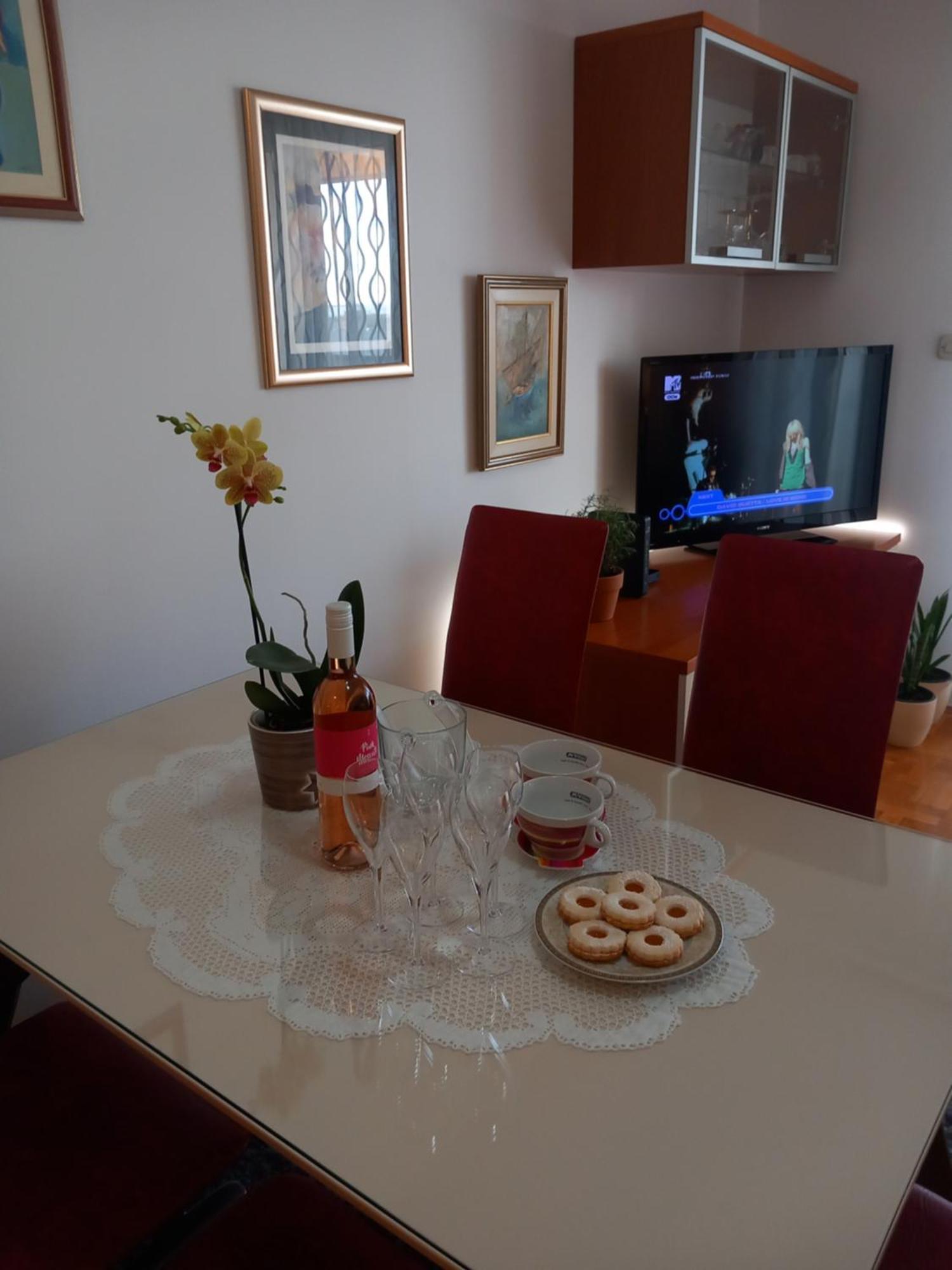 Apartment Harmony - Pleasant And Comfortable Place With A Balcony And A Secured Garage Сплит Экстерьер фото